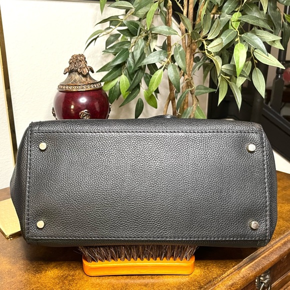 Kate Spade New York Orchard Street Maya Leather Shoulder Tote in Black, Large - Picture 6 of 12